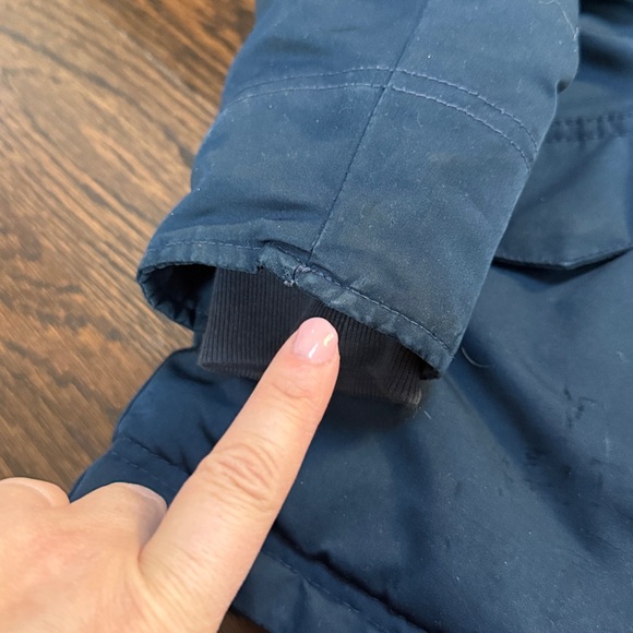 Abercrombie & Fitch kids parka with a faux fur trim hood size 9/10 - Picture 7 of 7